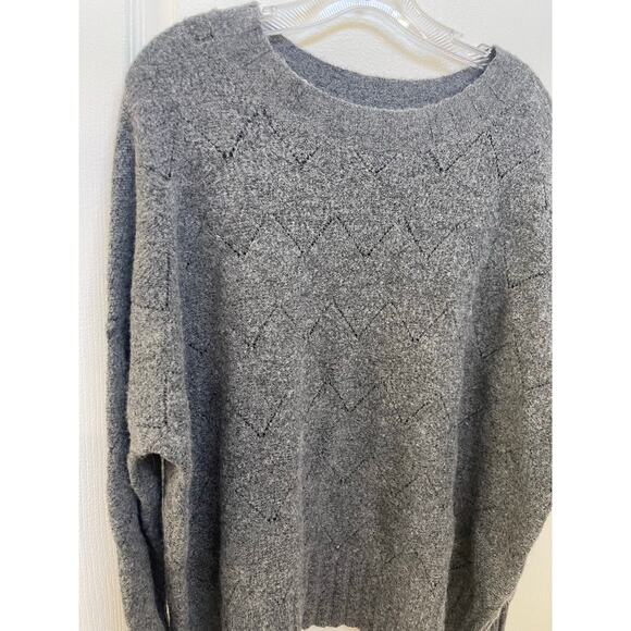 a loves a gray sweater sz M wool blend - Picture 3 of 10